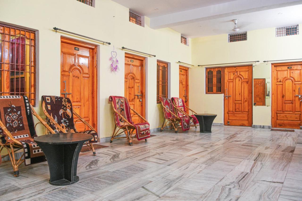 バラナシ Banjara Houseホステル エクステリア 写真