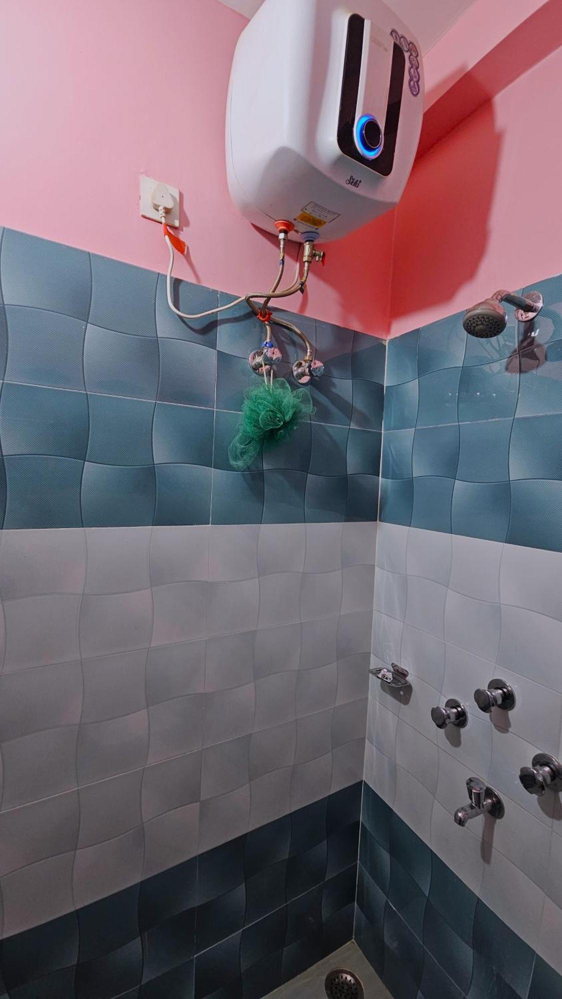 バラナシ Banjara Houseホステル エクステリア 写真
