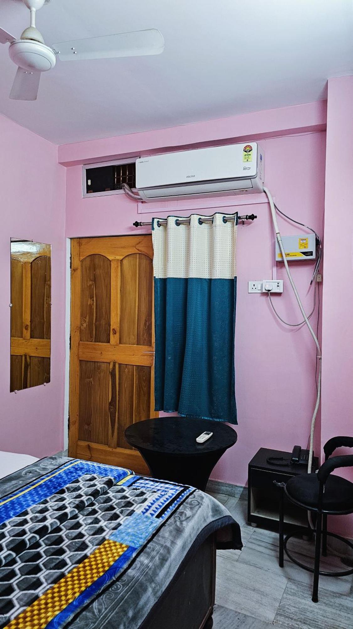 バラナシ Banjara Houseホステル エクステリア 写真